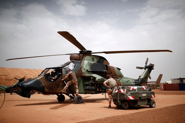 ▲▼法軍派駐在西非馬利的虎式攻擊直升機。（圖／路透）