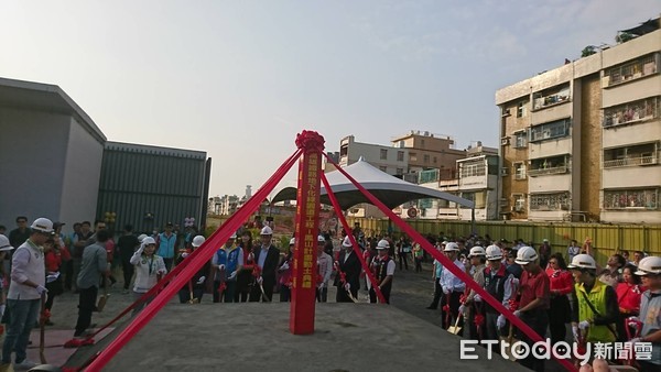 ▲▼高雄鐵路地下化綠園道動土。（圖／記者陳建宇攝）