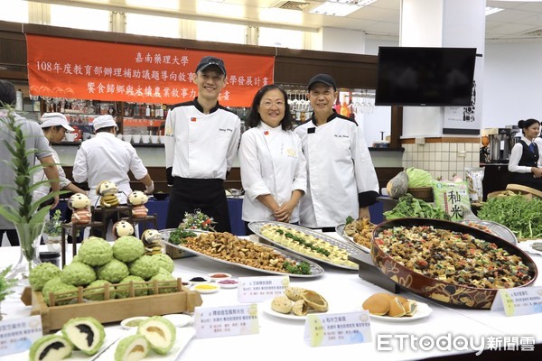 ▲嘉藥舉辦「產地到餐桌，田園歸鄉樂」成果發表，促進在地農業加值與創新運用。（圖／記者林悅翻攝，下同）