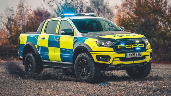 ▲英國警車測試Ford Focus ST Estate、Ranger Raptor。（圖／翻攝自Ford）
