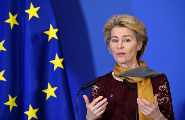 ▲▼左起歐洲中央銀行總裁拉加德、馮德萊恩（Ursula von der Leyen）、比利時前總理、歐洲理事會新任主席米歇爾（Charles Michel ）、歐洲議會議長薩索利（David Sassoli）。（圖／路透）