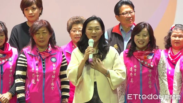 ▲▼李佳芬出席台北市婦工總會成立大會。（圖／記者呂佳賢攝）