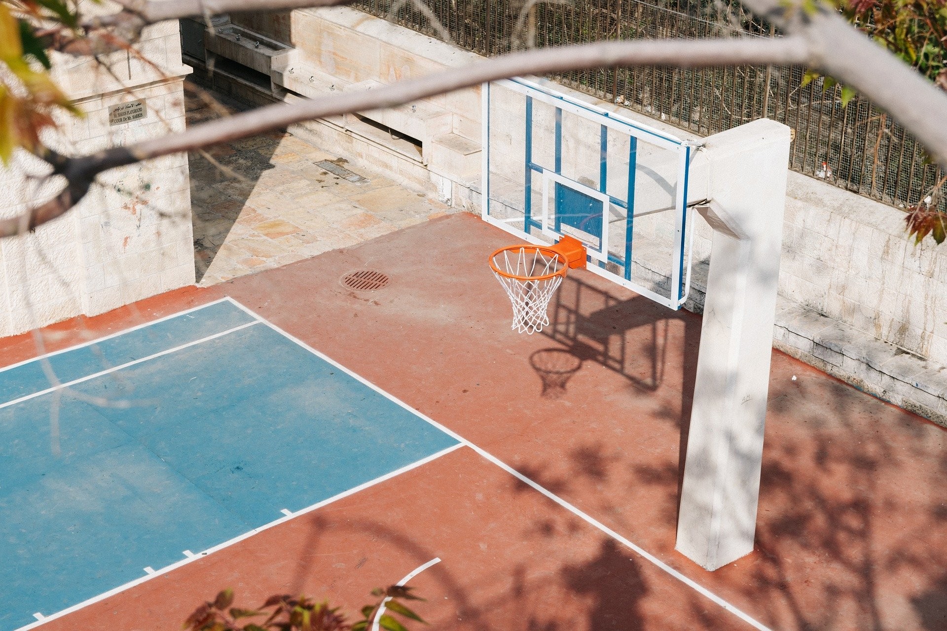 ▲▼籃球場。（圖／取自免費圖庫pixabay）