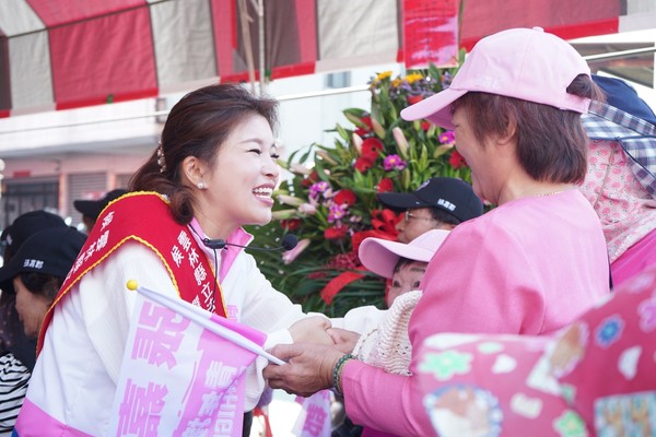 張嘉郡求連任：將全力爭取實現麥寮港改制國際商港讓雲林「換骨」 | ETt