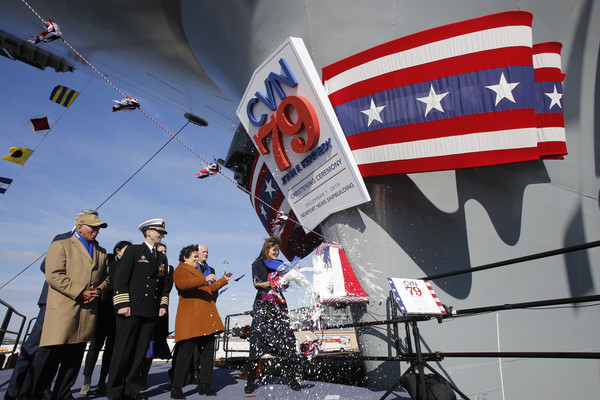 ▲▼卡洛琳·甘迺迪（Caroline Kennedy）出席航母「甘迺迪號」（USS John F. Kennedy, CVN-79）命名典禮。（圖／達志影像／美聯社）