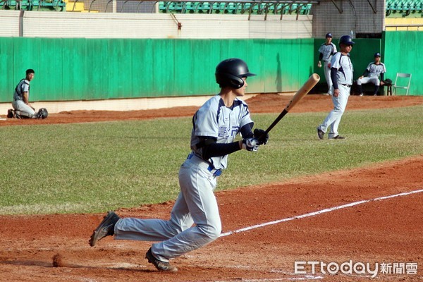 ▲108大專棒球聯賽，台北市立大學晉級8強複賽。（圖／記者路皓惟攝）