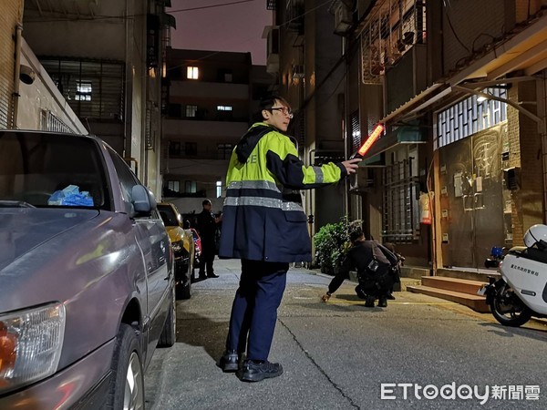 ▲▼內湖驚傳女子跳樓自殺。（圖／記者黃彥傑攝）