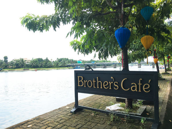 ▲▼Brother`s Café。（圖／部落客泰國劉德華提供）