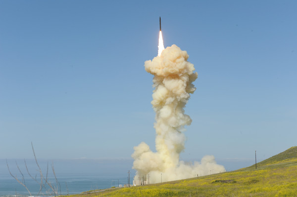 ▲▼Test of U.S. Missile Defense System Successfully Intercepts ICBM Target。（圖／達志）