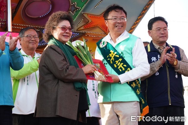 ▲總統府秘書長陳菊到彰化為立委洪宗熠站台輔選。（圖／立委洪宗熠競辦提供）