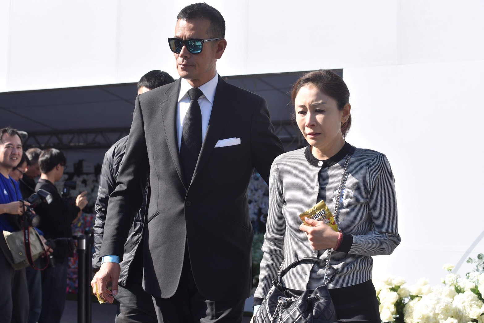 曲艾玲掩面哭到崩潰懷念 弟弟 高以翔 他永遠活在我們心中 Ettoday星光雲 Ettoday新聞雲