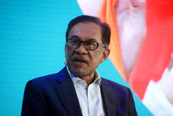 ▲  副首相安華（Anwar Ibrahim）被視為首相接班人，曾坦言希望能在2020年5月繼任，但被馬哈迪否認明年接任一事。（圖／達志影像／美聯社）