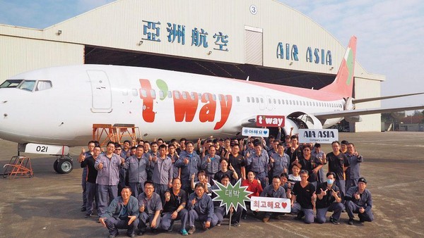 亞洲航空主要業務為飛機維修，不少亞太地區航空公司都是其客戶。（翻攝亞航官網）