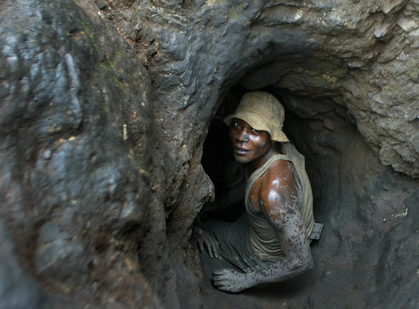 ▲剛果科洛布韋（Shinkolobwe）鈷礦，2004年4月10日。（圖／達志影像／美聯社）