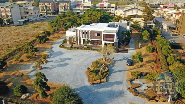 張榮味位於虎尾青埔的超豪華農舍，被稱為「青埔宮」。