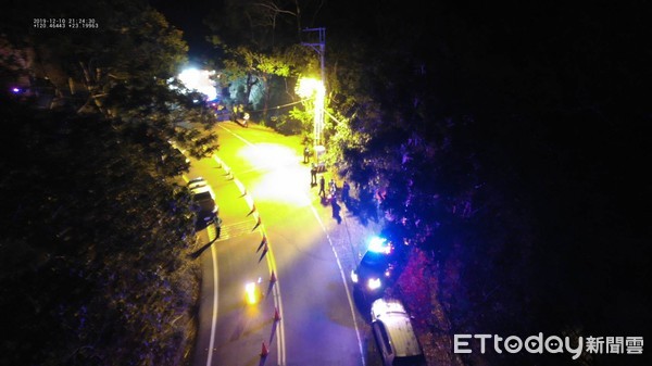 ▲台南市玉井分局警方利用無人機進行偵蒐，協助警力進行各項警政專案勤務。（圖／記者林悅翻攝，下同）