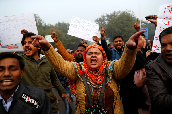 ▲▼ 印度德里民眾示威抗爭反對《公民身分修正法》。（圖／路透）