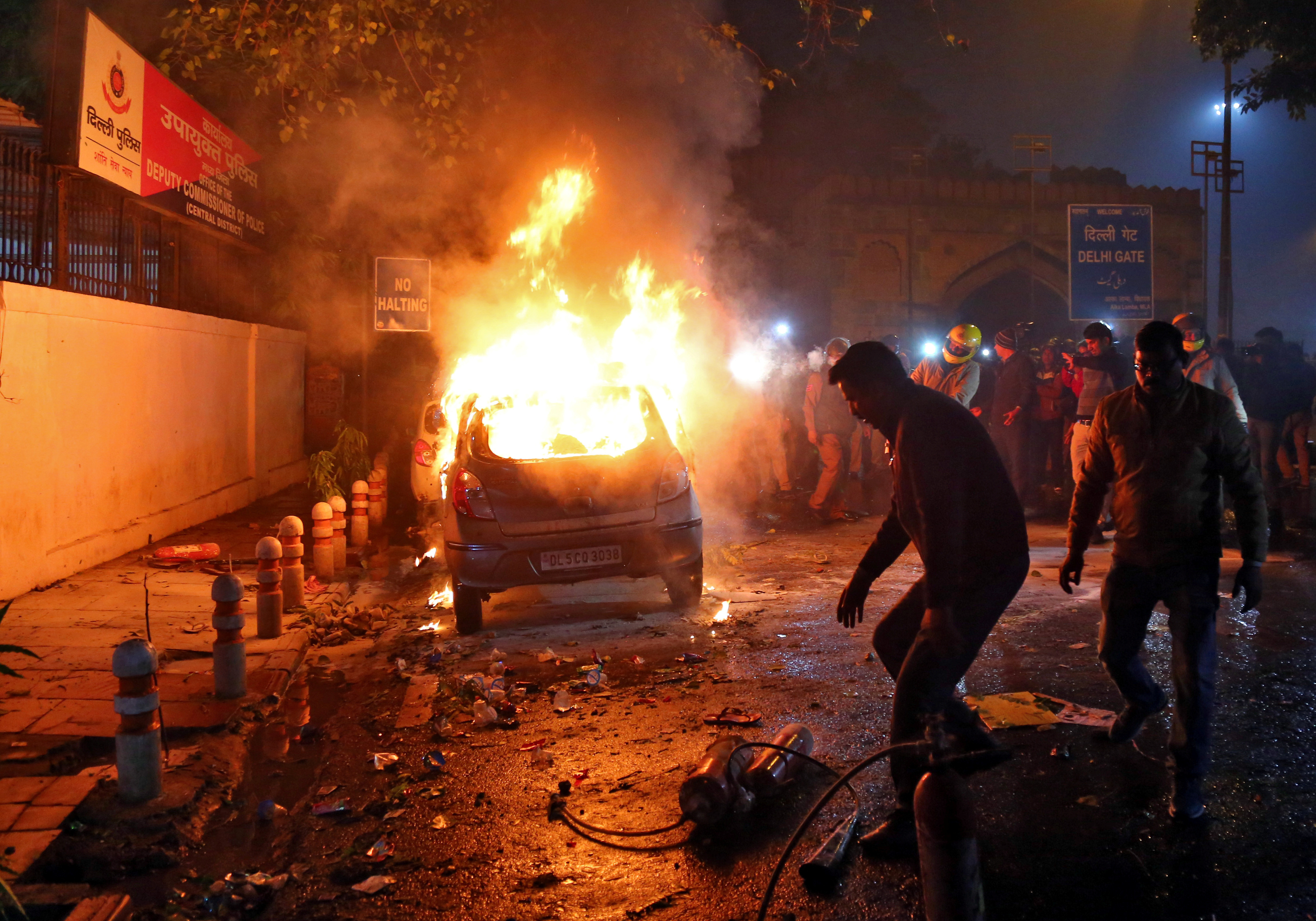 ▲▼印度反「公民法」示威至少14死。（圖／路透）