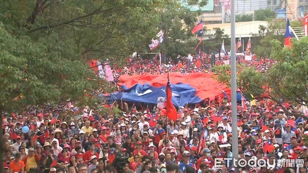 ▲▼挺韓大遊行人潮。（圖／ETtoday攝影中心攝）