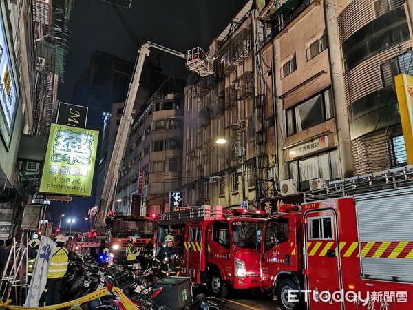 ▲▼台北市天津街一處民宅發生火警。（圖／記者黃彥傑攝）