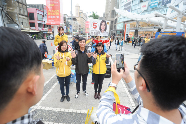 ▲黃捷、高鈺婷。（圖／記者陳凱力翻攝）