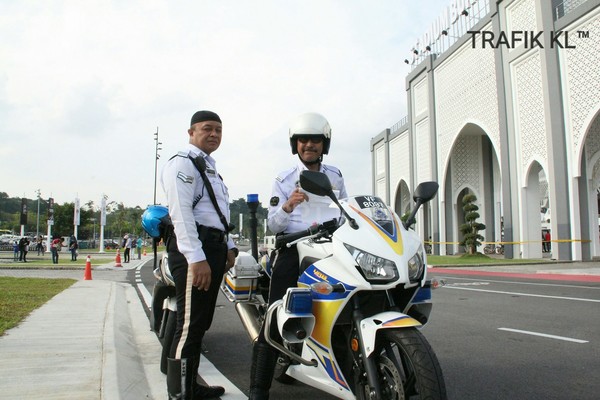 ▲▼吉隆坡警察推出聖誕節「罰單優惠」。（圖／翻攝自Facebook／Trafik KL JSPT KL）