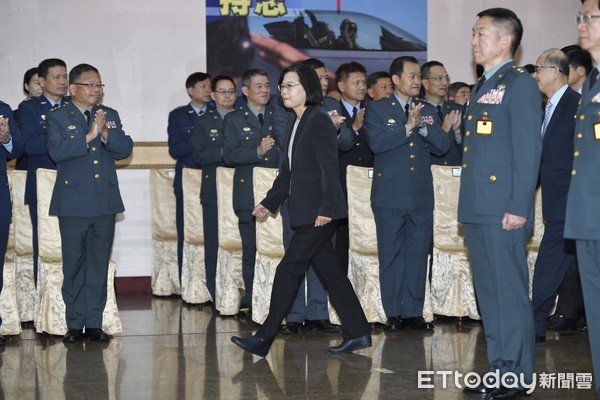 ▲▼蔡英文出席「109年上半年陸海空軍將官晉任布達暨授階典禮」。（圖／記者湯興漢攝）