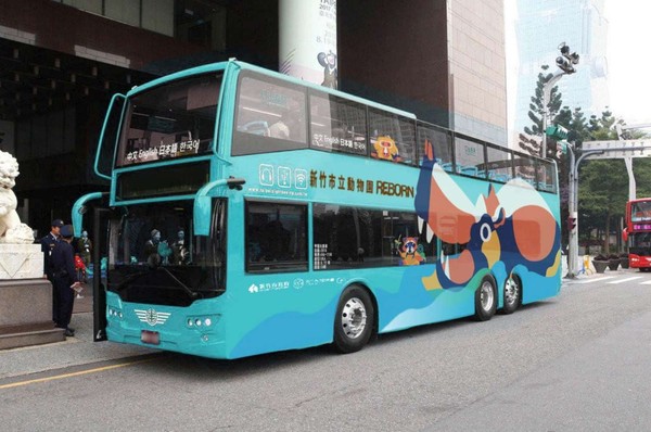 ▲「樂樂號雙層巴士」，限定28、29兩日從新竹市動物園出發。（圖／新竹市政府提供）