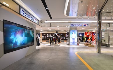 ▲Reebok三大聯名限量系列引爆潮流話題 信義遠東A13全台首間經典門市重磅登場。（圖／品牌提供）