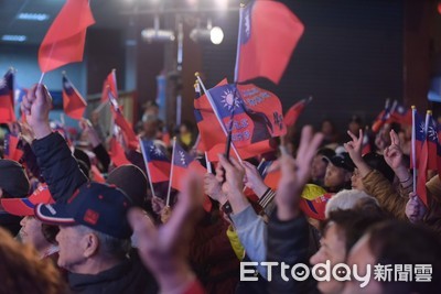 與傅崐萁同台為韓國瑜催票　張善政：集中火力讓傅崐萁當選