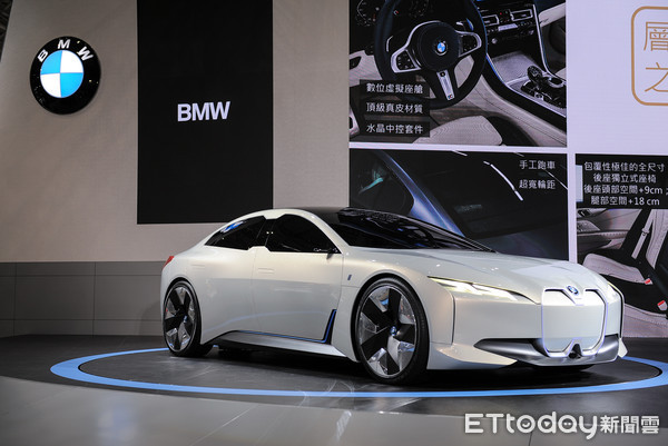 ▲台北車展／BMW 8系列GranCoupe 518萬登台、iFE.20電動賽車必看。（圖／記者林鼎智攝）