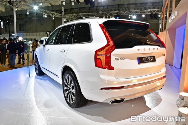 ▲台北車展／Volvo XC90小改款降幅最高50萬、「最強XC60」同步亮相。（圖／記者游鎧丞攝）