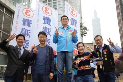 「民進黨《反滲透法》就像坦克車輾壓！」　趙少康：一定要挺費鴻泰當選立委