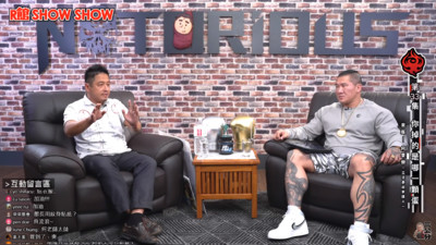 何景榮上館長節目…鄉民驚呆「論述能力100分」！讚有料有內涵：想改投他了