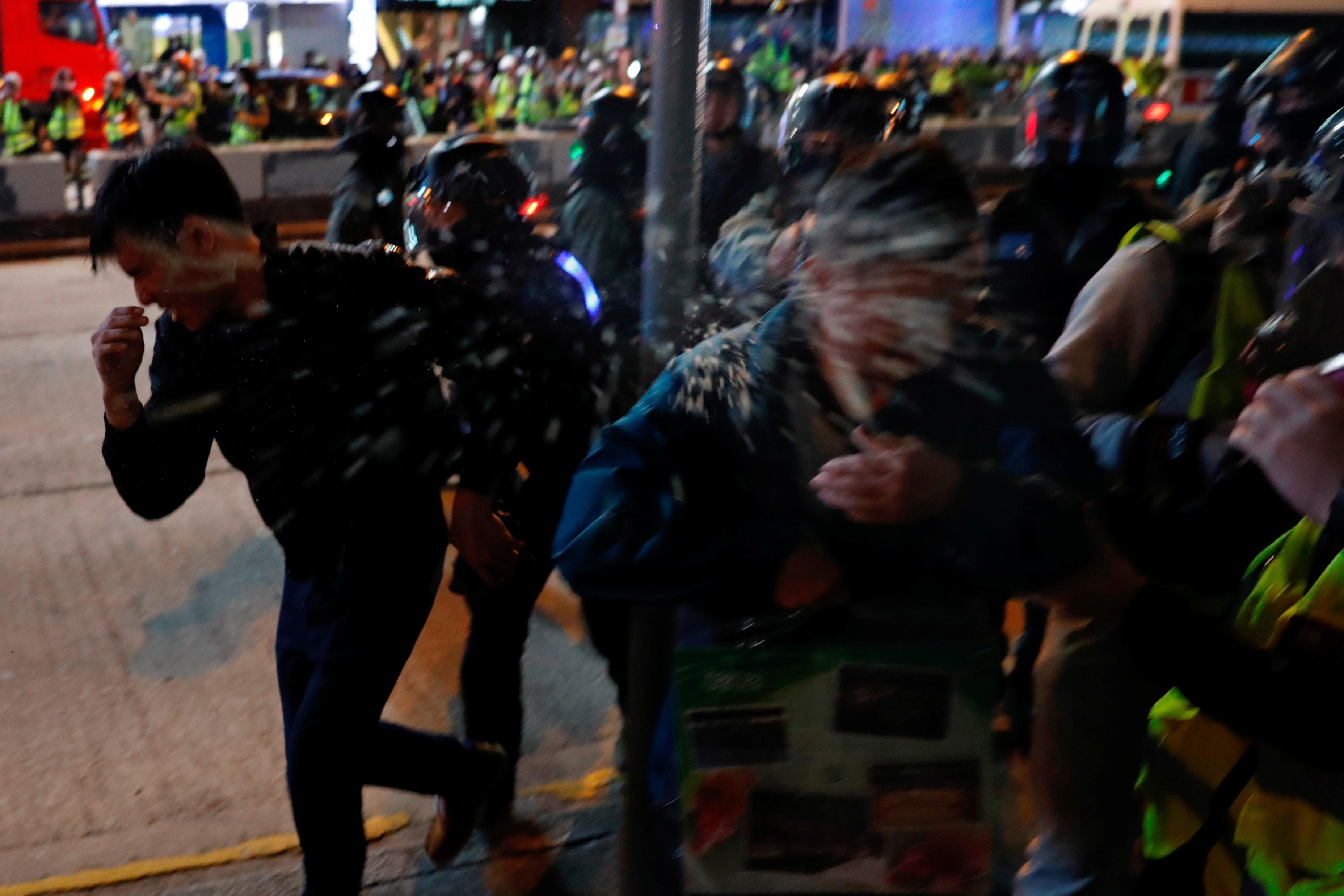 ▲聖誕節當天香港爆發警民衝突。（圖／路透）