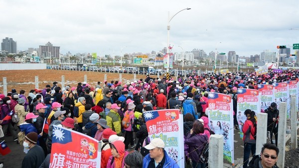 ▲2020桃園元旦升旗暨健走活動。（圖／桃園市政府提供）