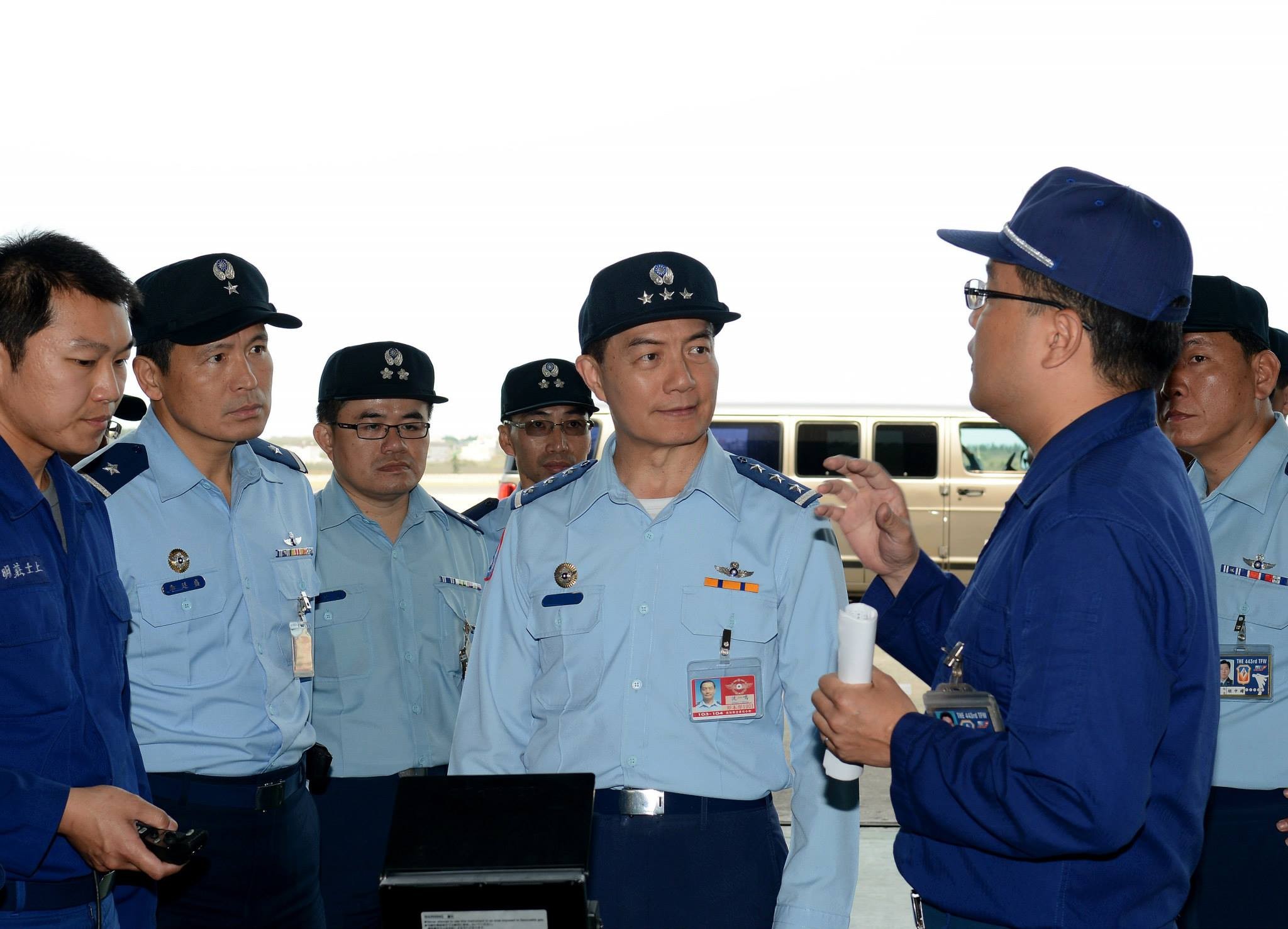 2015年，空軍司令沈一鳴上將（圖／翻攝國防部發言人）