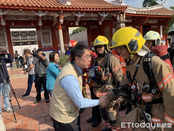 ▲為了維護珍貴文物，台南市消防局在台南孔廟，辦理春節期間古蹟防災搶救演練。（圖／記者林悅翻攝，下同）