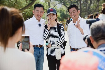 林智堅輔選拚了「1日9行程」　鄭宏輝動物園直播談「與智堅同行」