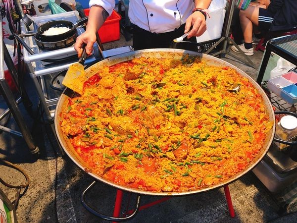 異國料理大搜查 花園夜市3間超人氣小吃一路從泰國吃到西班牙 Ettoday旅遊雲 Ettoday新聞雲