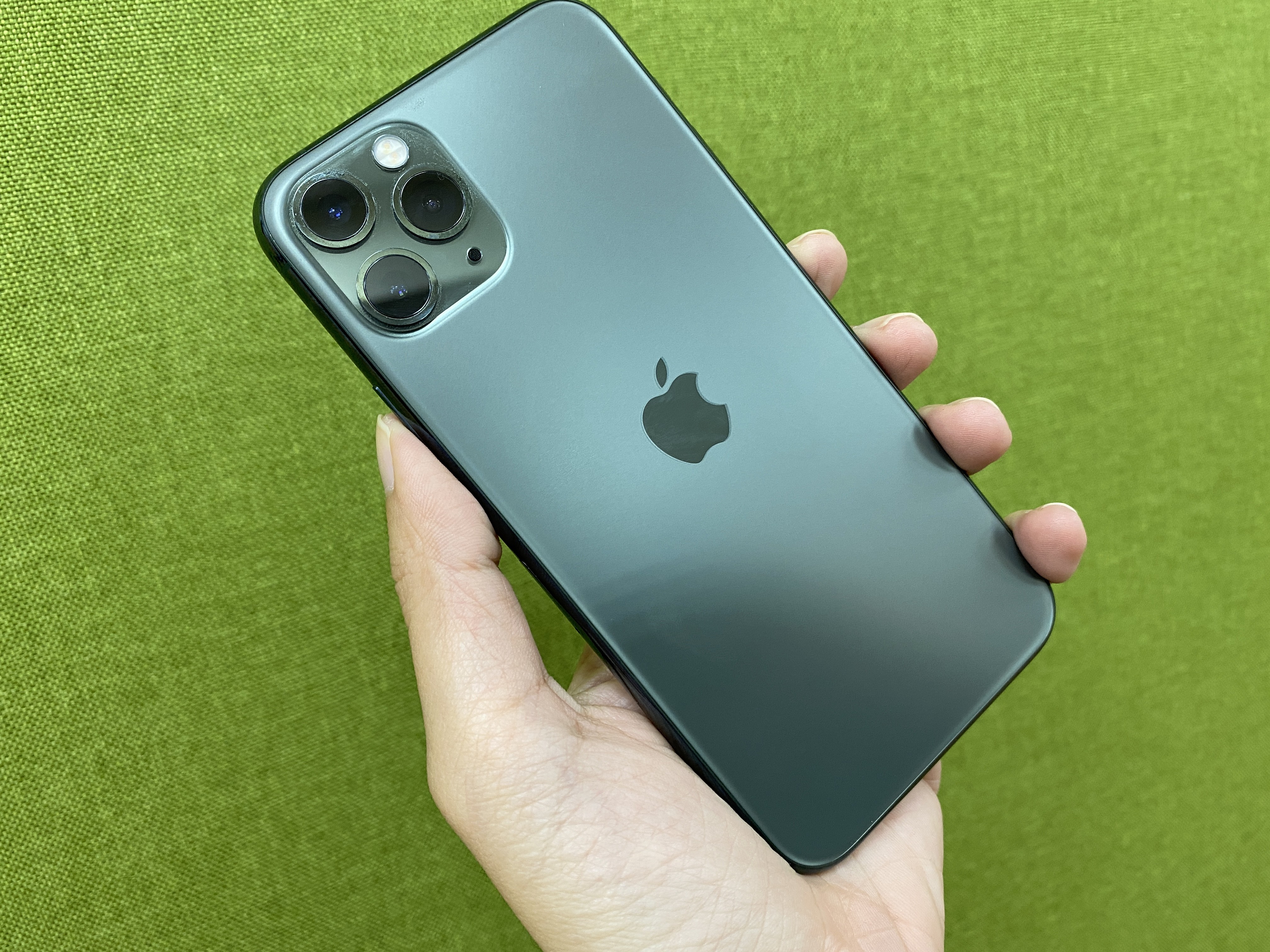 ▲▼iPhone 11 Pro。（圖／記者邱倢芯攝）