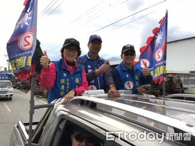 張志明台東縱谷車隊拜票　黃健庭、饒慶鈴接棒陪掃街