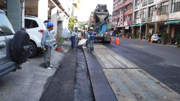 ▲▼過年道路禁挖。（圖／高雄市政府提供）