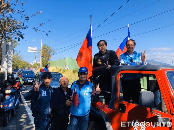 ▲韓國瑜競選團隊9日恆春半島車隊遊行拜票，籲請選民支持韓國瑜              。（圖／記者陳崑福翻攝）