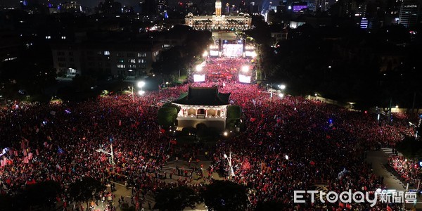 ▲▼「台灣安全 人民有錢 凱道勝利晚會」。（圖／記者湯興漢攝）