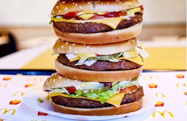 ▲▼Beyond Meat跟麥當勞合作推出PLT素食漢堡。（圖／翻攝自Facebook／Beyond Meat）