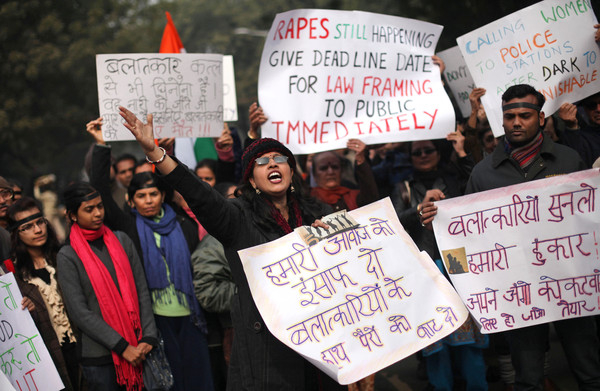 ▲▼印度許多抗議人士走上街頭希望政府正視女權益。（圖／達志影像／美聯社）