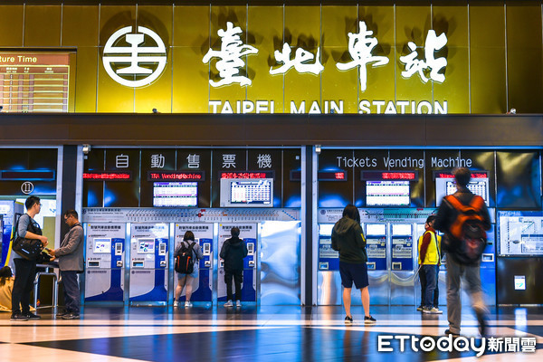 ▲▼台北車站,反鄉人潮,旅客。（圖／記者張一中攝）