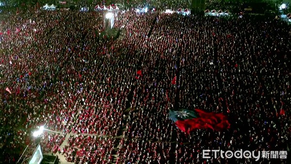 ▲▼2020夢時代選前之夜,韓國瑜高雄選前之夜。（圖／ETtoday攝影中心攝）