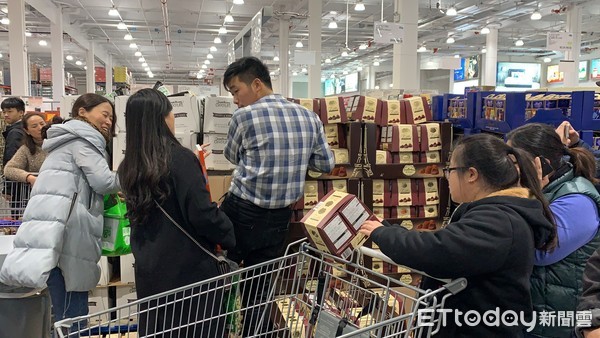 ▲▼上海Costco春節前情況,1月10日上海Costco。（圖／記者陳政錄攝）